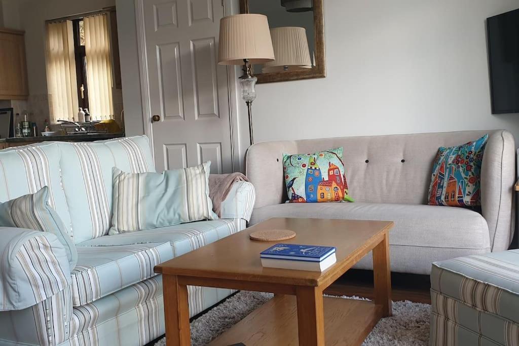 Seafront Apartment, Ground Floor, Free Parking Ньюкасл Экстерьер фото